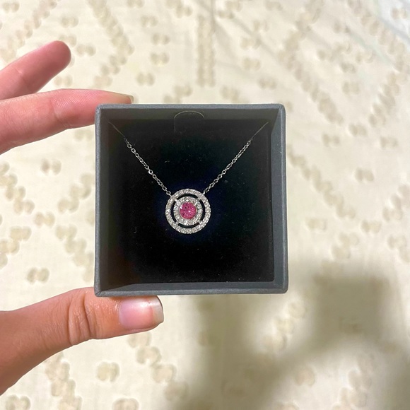 NIC & SYD Swarovski Crystal Necklace - Picture 3 of 6